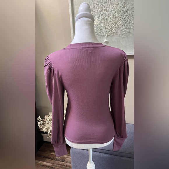 Lulus Ribbed Puff Sleeve Top - Picture 7 of 10